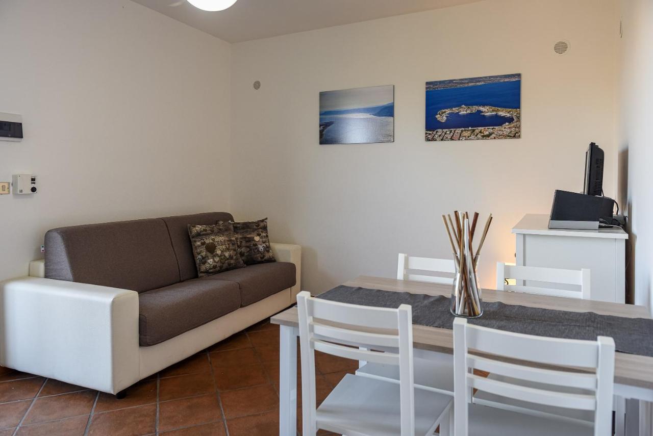 Marachia Apartment Savoca Bagian luar foto